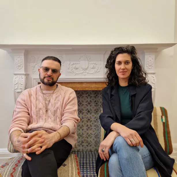 Read 'An anthem murmured'